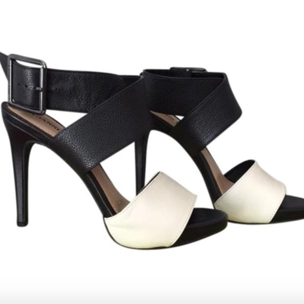 Gianni Bini Black & White Heel Sandal 8